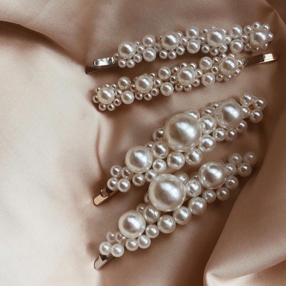 FLOWER PEARL HAIR CLIPS